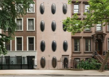 NYC’s Iconic Bubble House Hits the Market After 50 Years