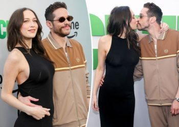 Pete Davidson’s pregnant girlfriend, Elsie Hewitt, shows off baby bump on ‘Pickup’ red carpet