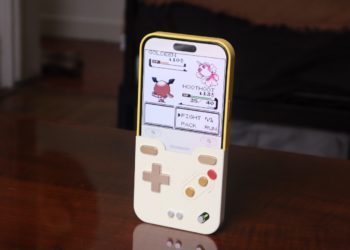 Putting the GameBaby retro gaming case for iPhone to the test