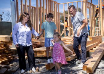 Six months after fires, more than 800 homeowners in Palisades, Altadena have sought permits to rebuild
