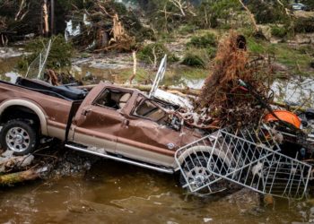 Texas flood death toll hits 50 as search intensifies