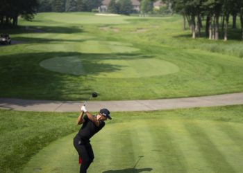 Thorbjorn Olesen takes the 2nd-round lead in the 3M Open