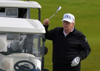 Trump shows off golf skills at Turnberry resort during Scotland visit, cites Gary Player’s prior praise