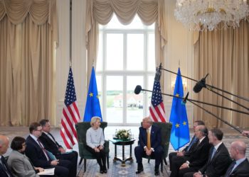 US and EU strike trade deal setting 15 percent tariff