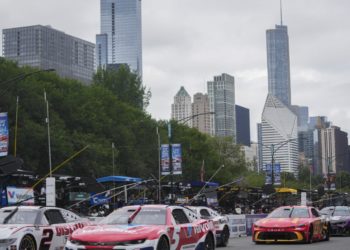 Van Gisbergen wins in Chicago once again, completing a NASCAR weekend sweep