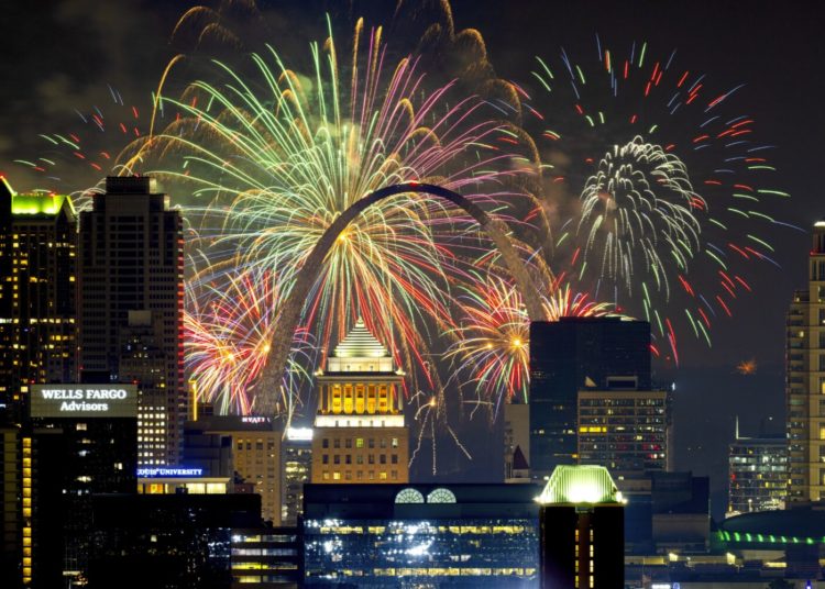 is july 4th 2025 a holiday