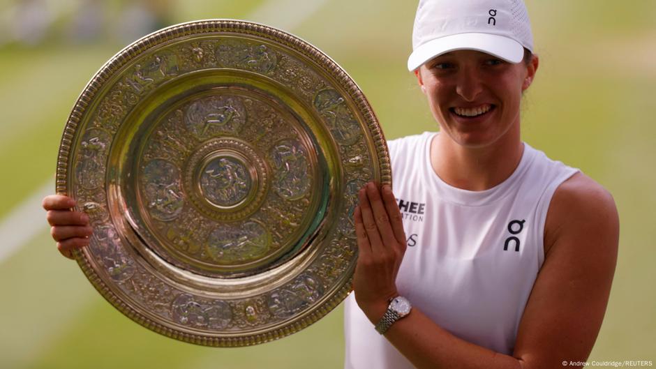Wimbledon: Poland’s Iga Swiatek wins women’s tennis title
