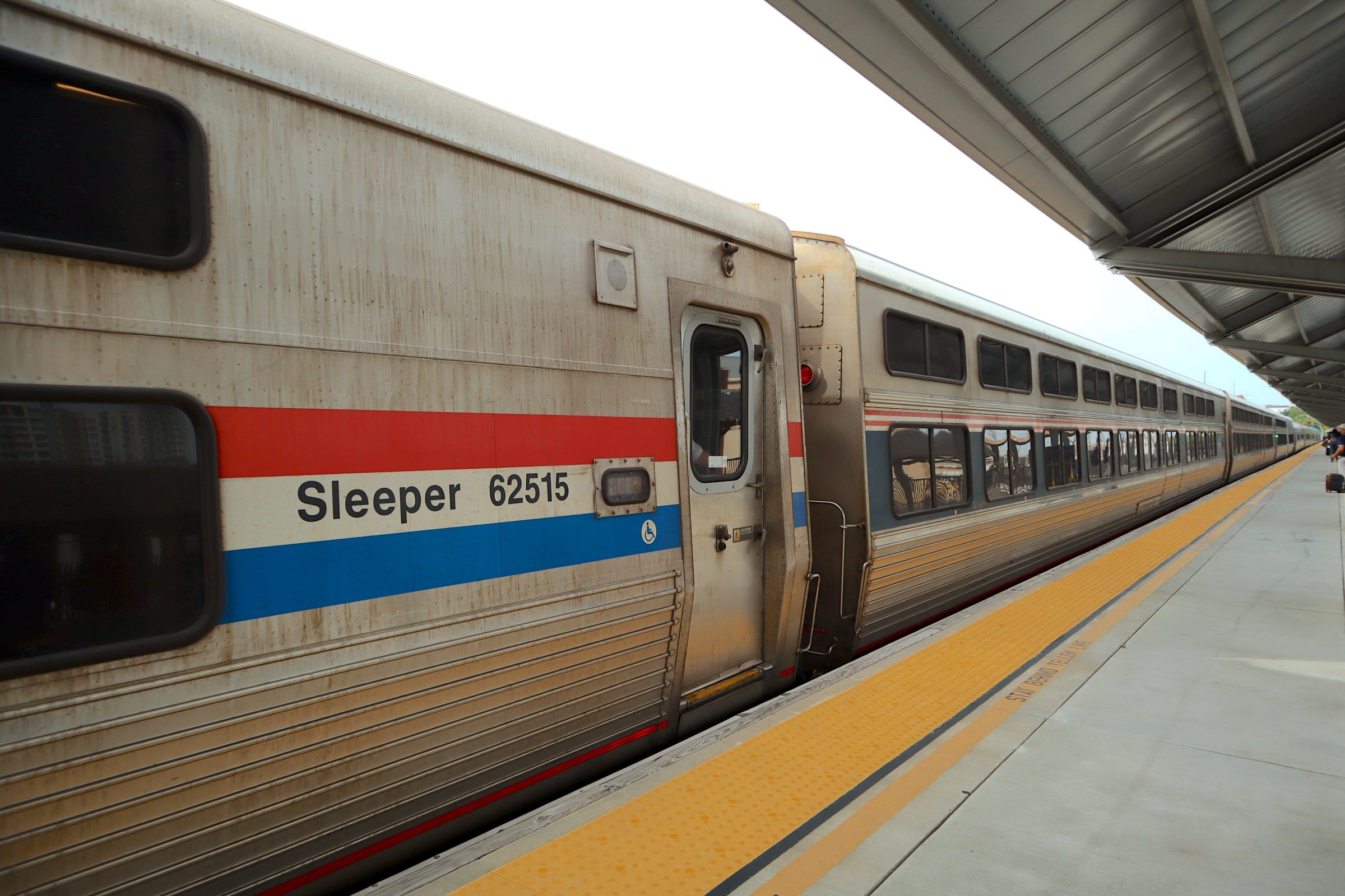outside amtrak sleeper car