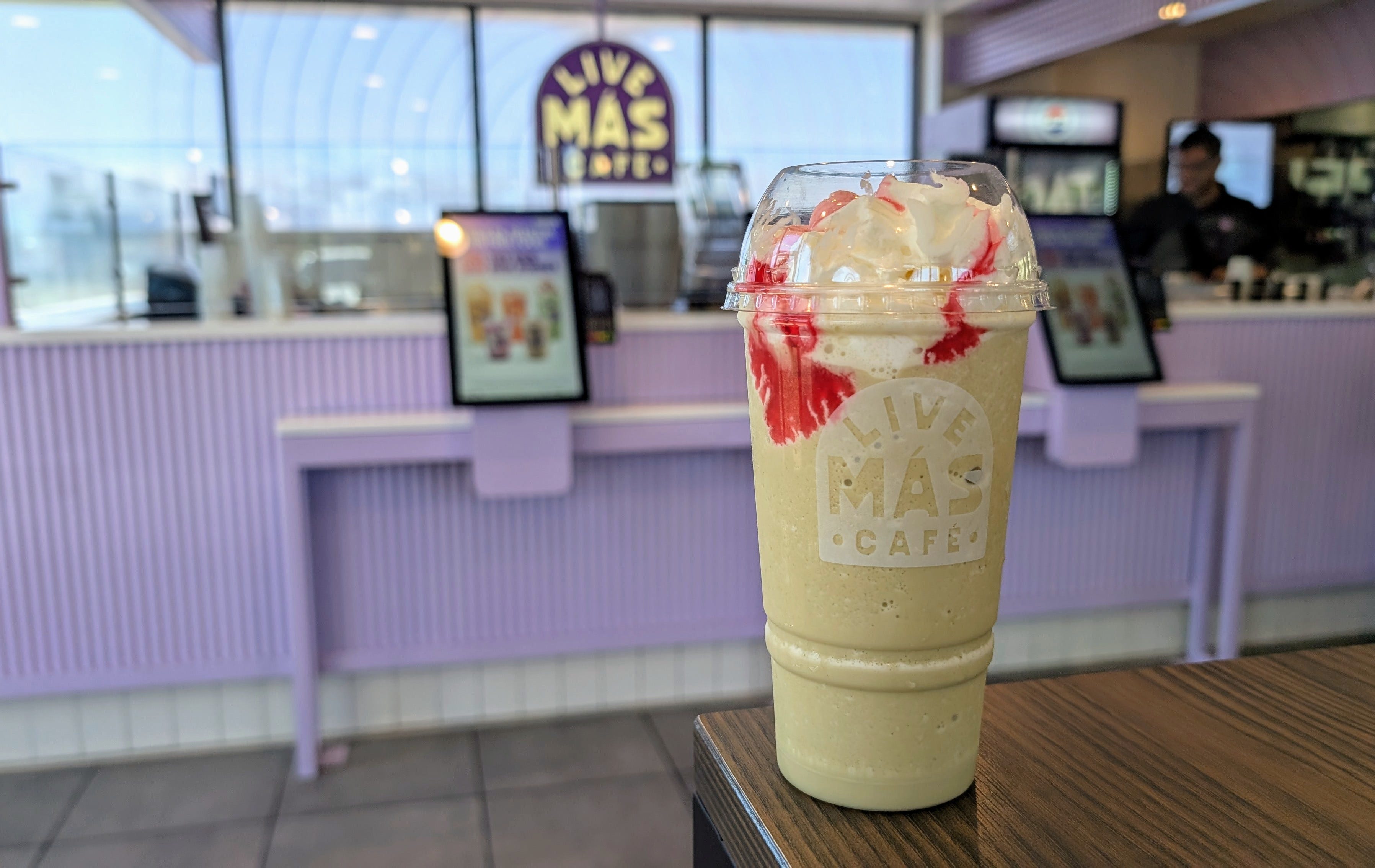 Taco Bell Live Mas Cafe Strawberry Matcha Chiller.
