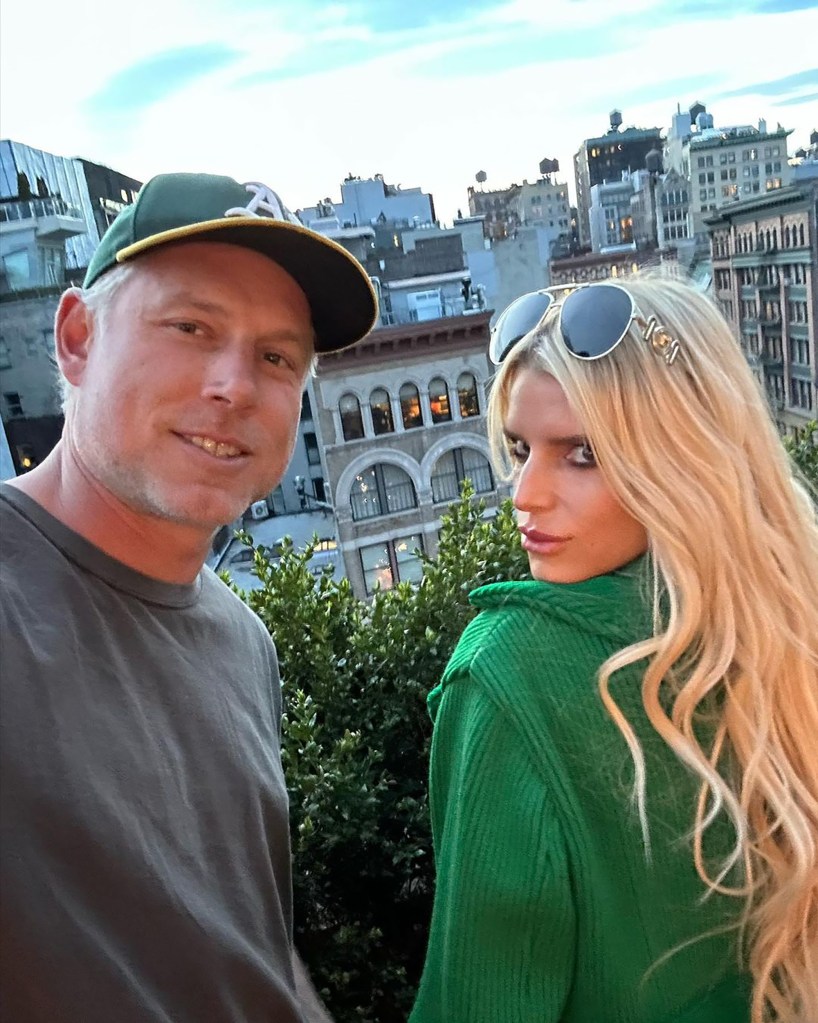 Jessica Simpson poses on Instagram with Eric Johnson