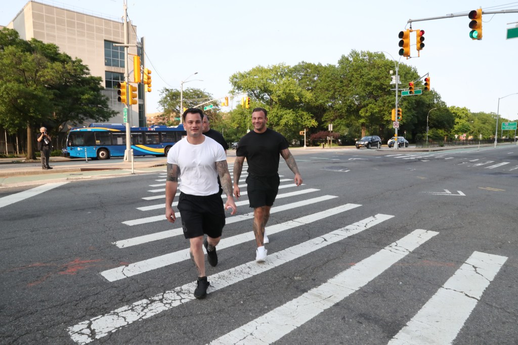 Frank (white shirt) and John Gotti leaving Queens Criminal court.
