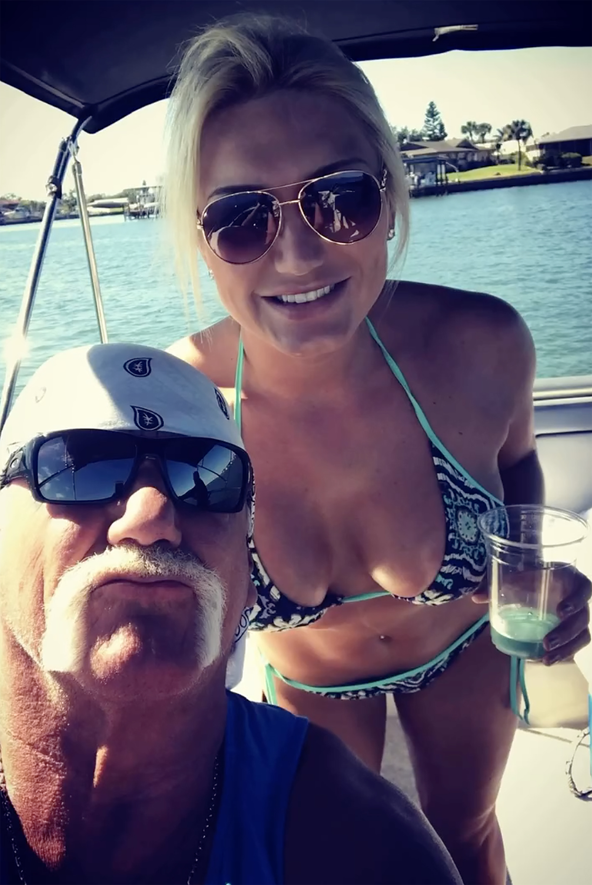 A selfie of Brooke and Hulk Hogan