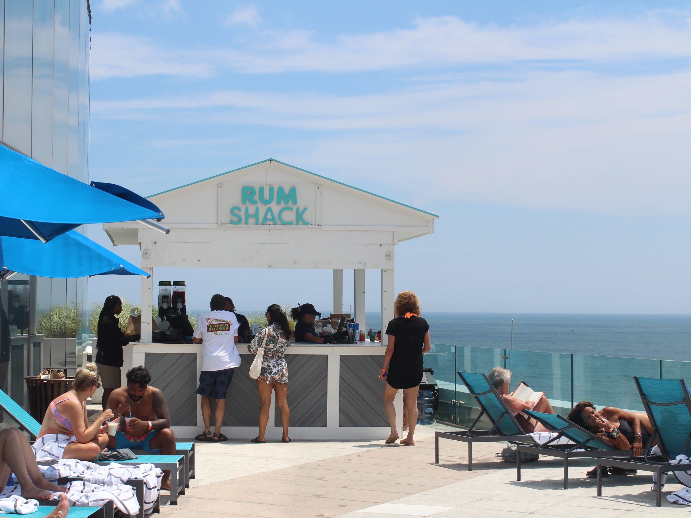 ocean casino resort atlantic city pool