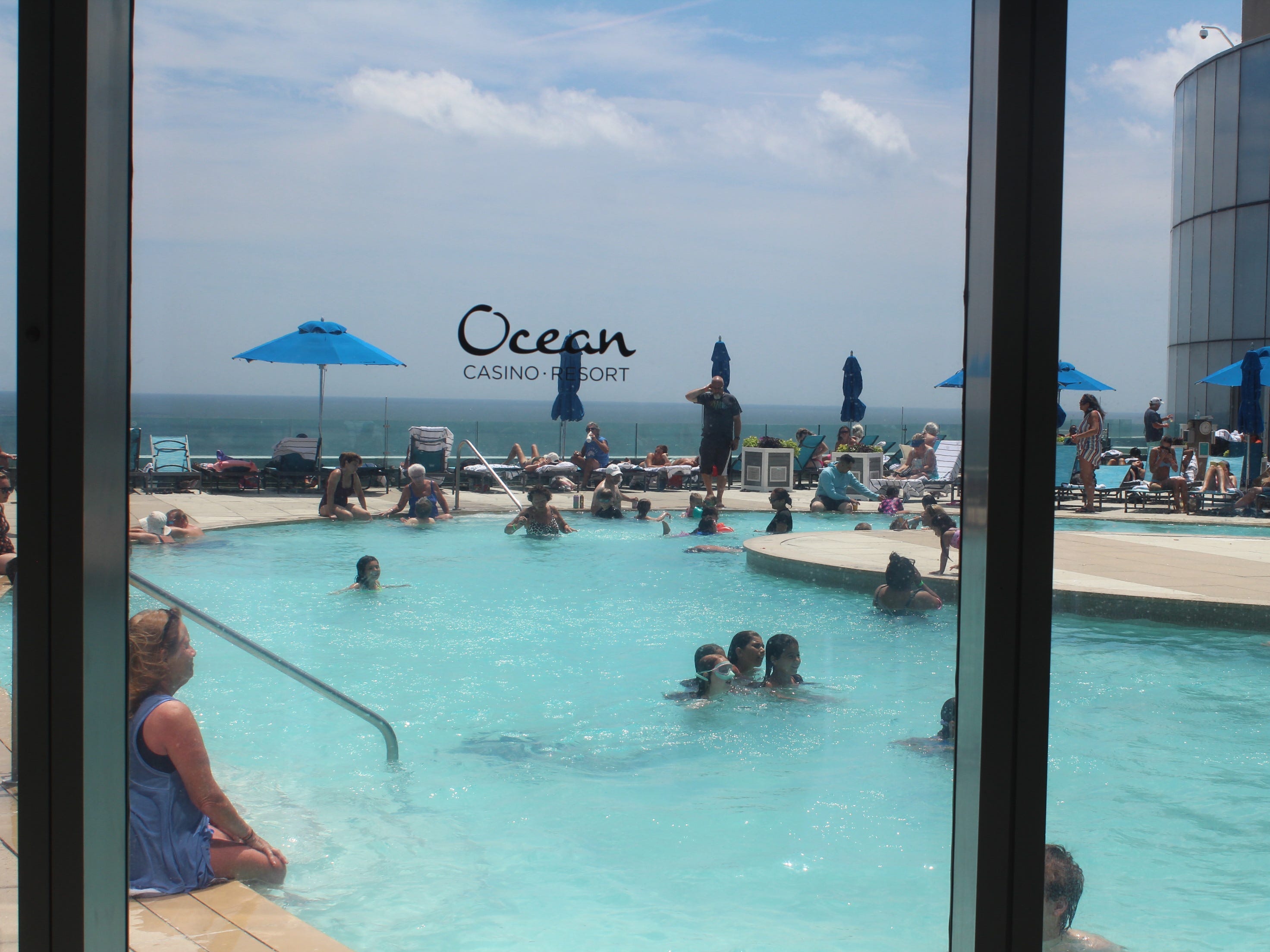 ocean casino resort atlantic city pool