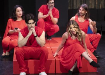 En ‘CTRL’, el grupo de teatro en español Nirvana explora los peligros de la Inteligencia Artificial