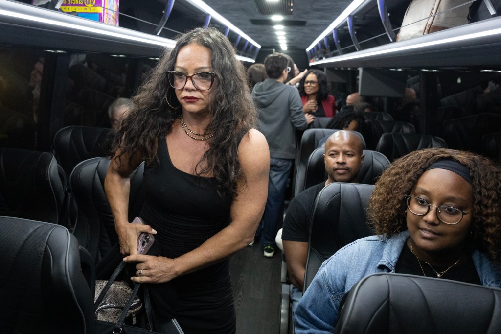 Texas Democratic lawmakers on a bus, leaving the state to block redistricting legislation.