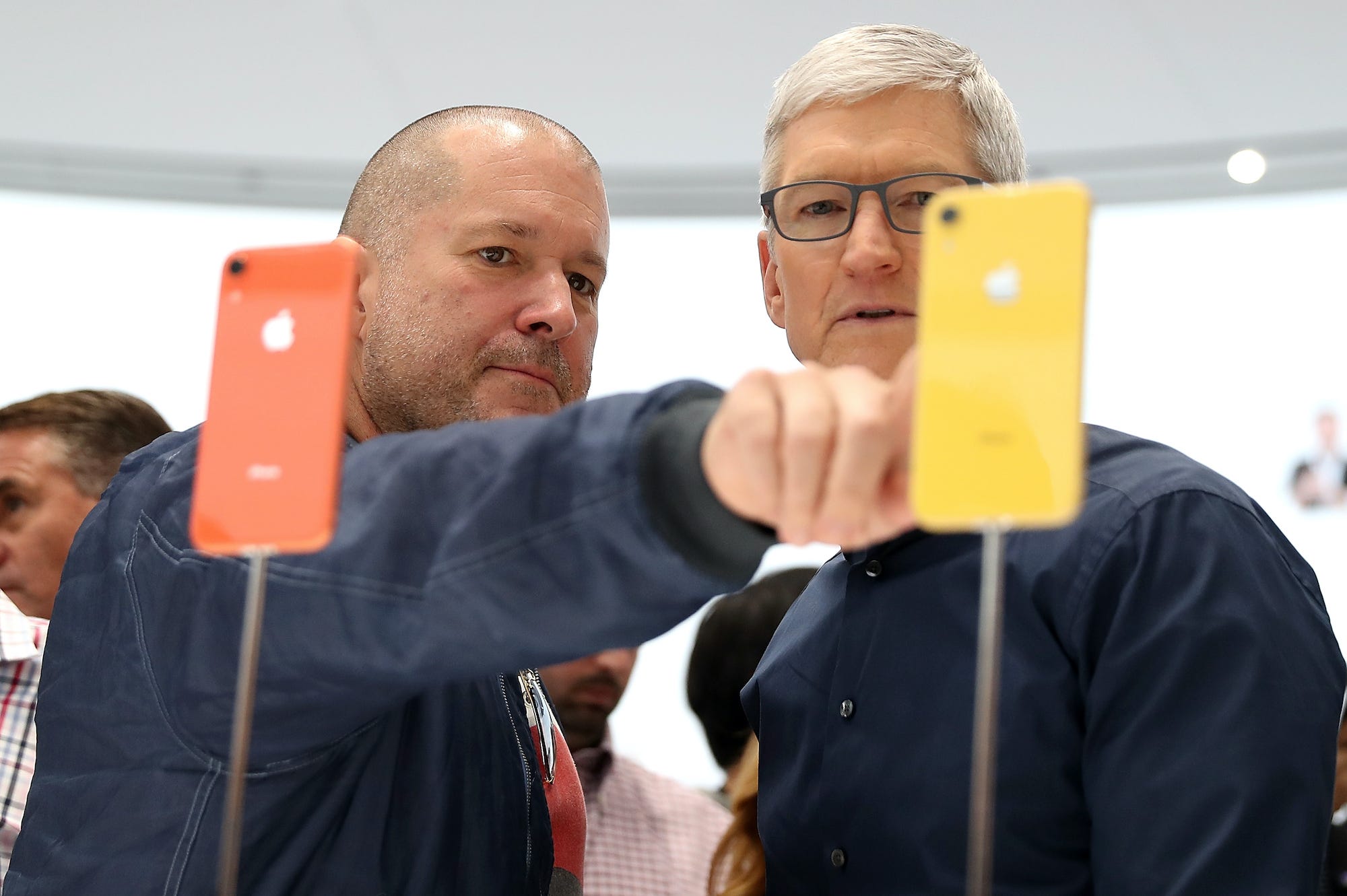 tim cook jony ive iphones