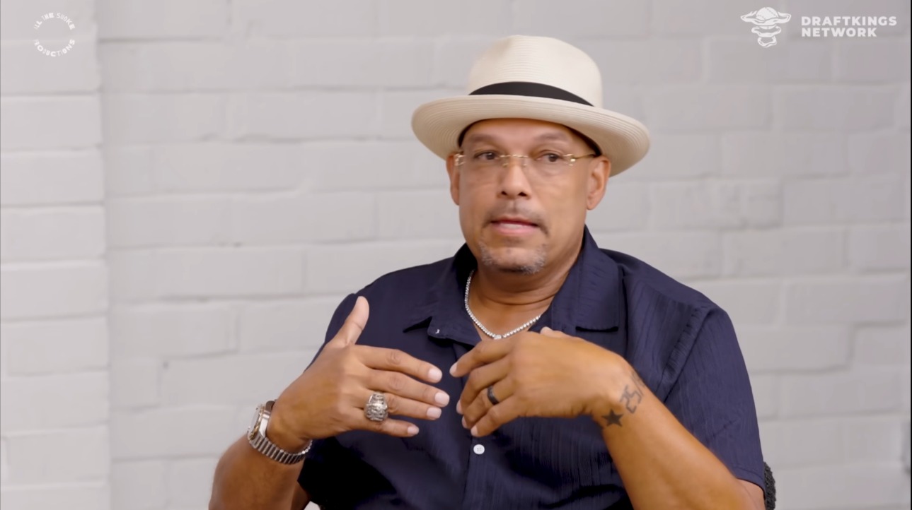 David Justice talking on a podcast