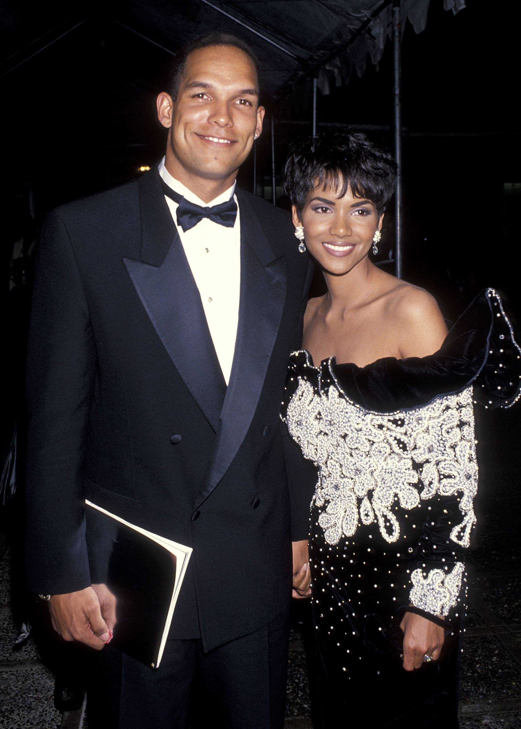 Halle Berry and David Justice at the 1993 NAACP Image Awards