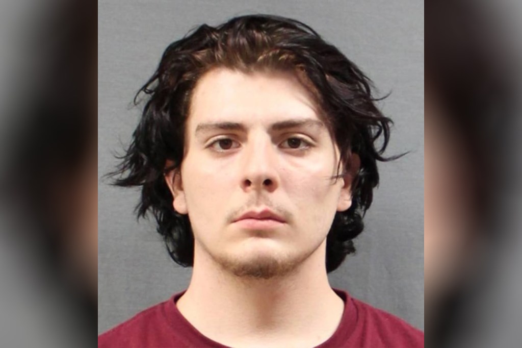 Mugshot of Jonathan Enriquez.