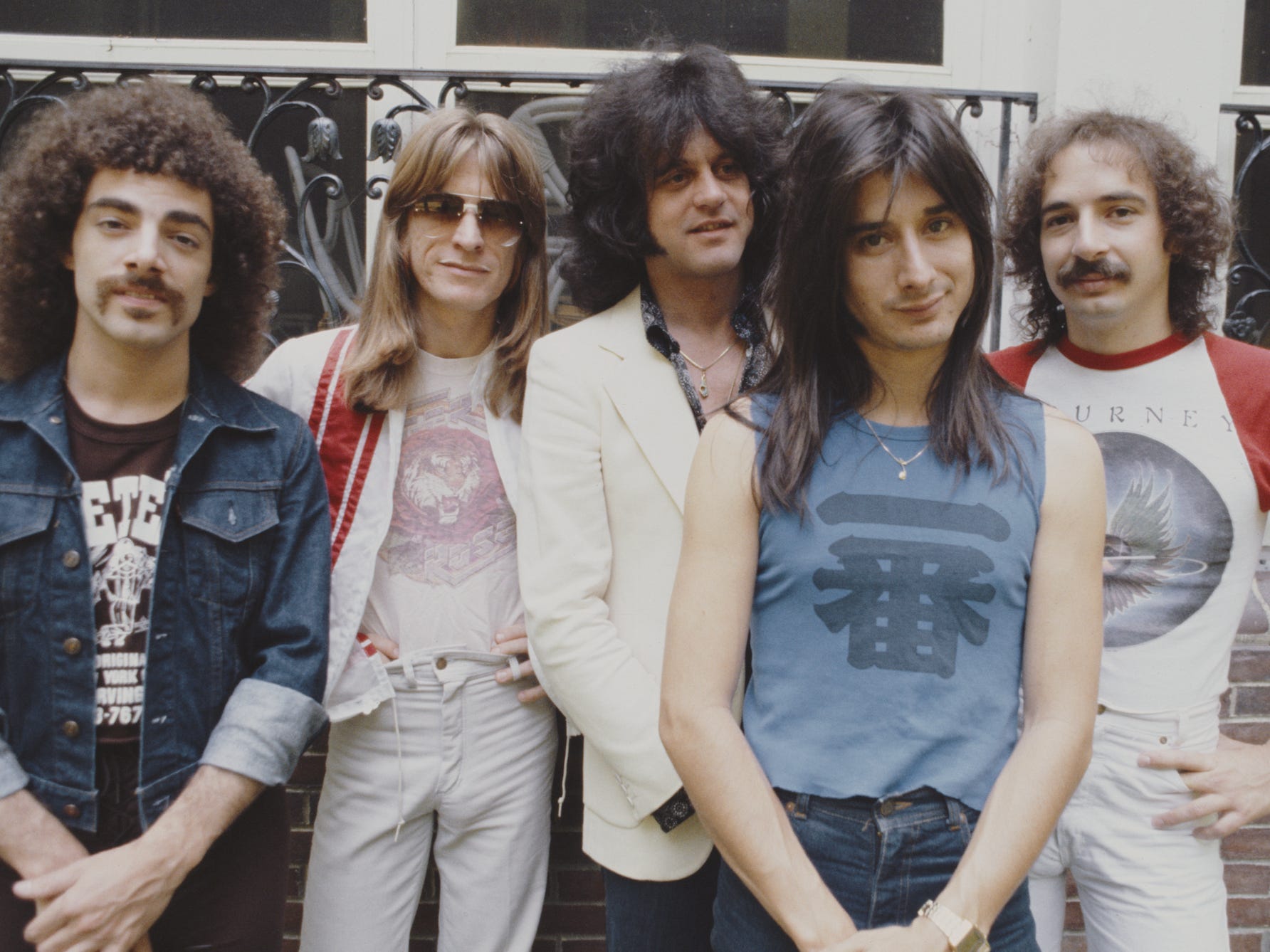 American rock group Journey, New York, June 1979. Left to right: guitarist Neal Schon, bassist Ross Valory, keyboard player Gregg Rolie, singer Steve Perry, and drummer Steve Smith.