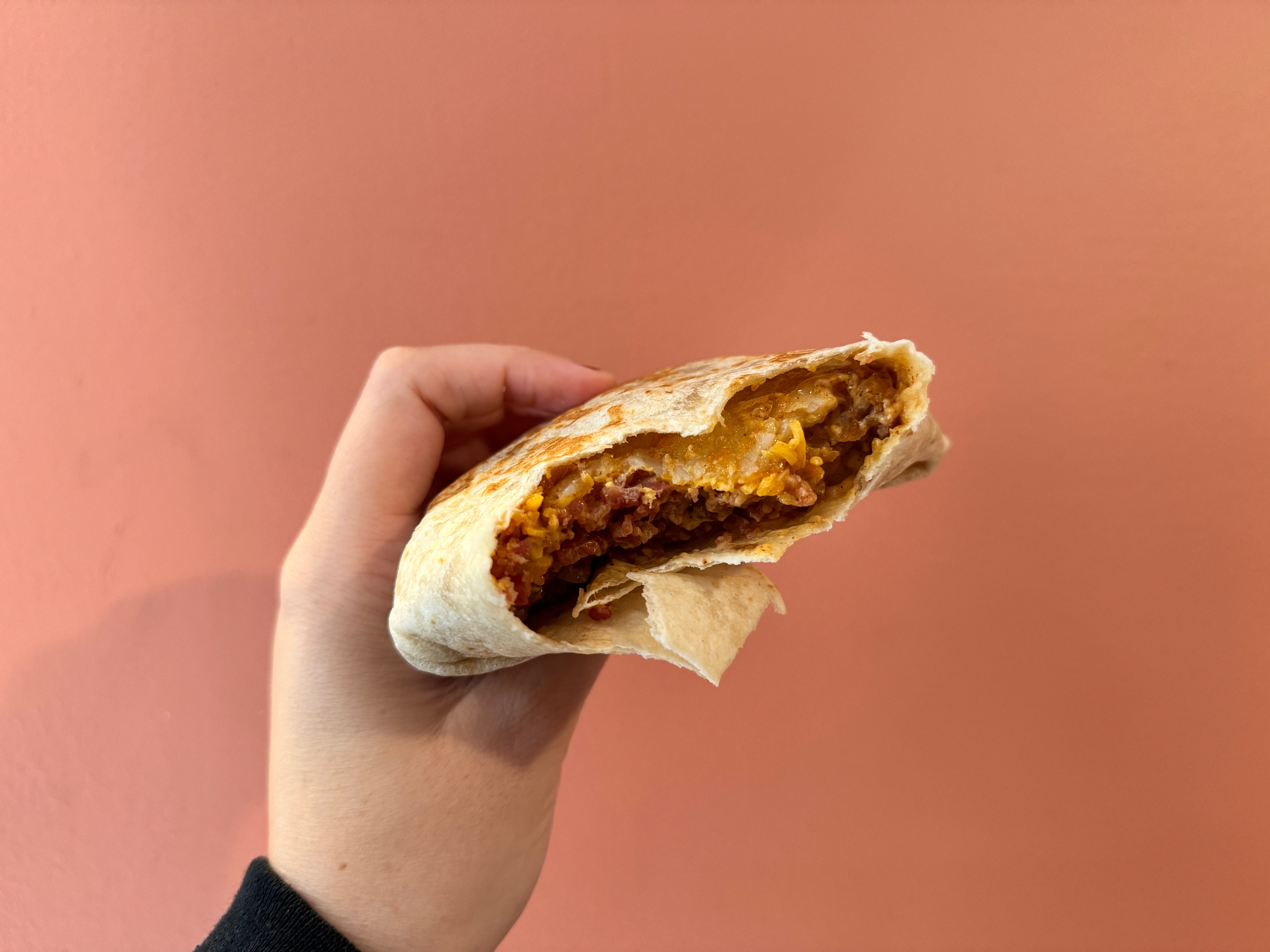 taco bell breakfast crunchwrap supreme