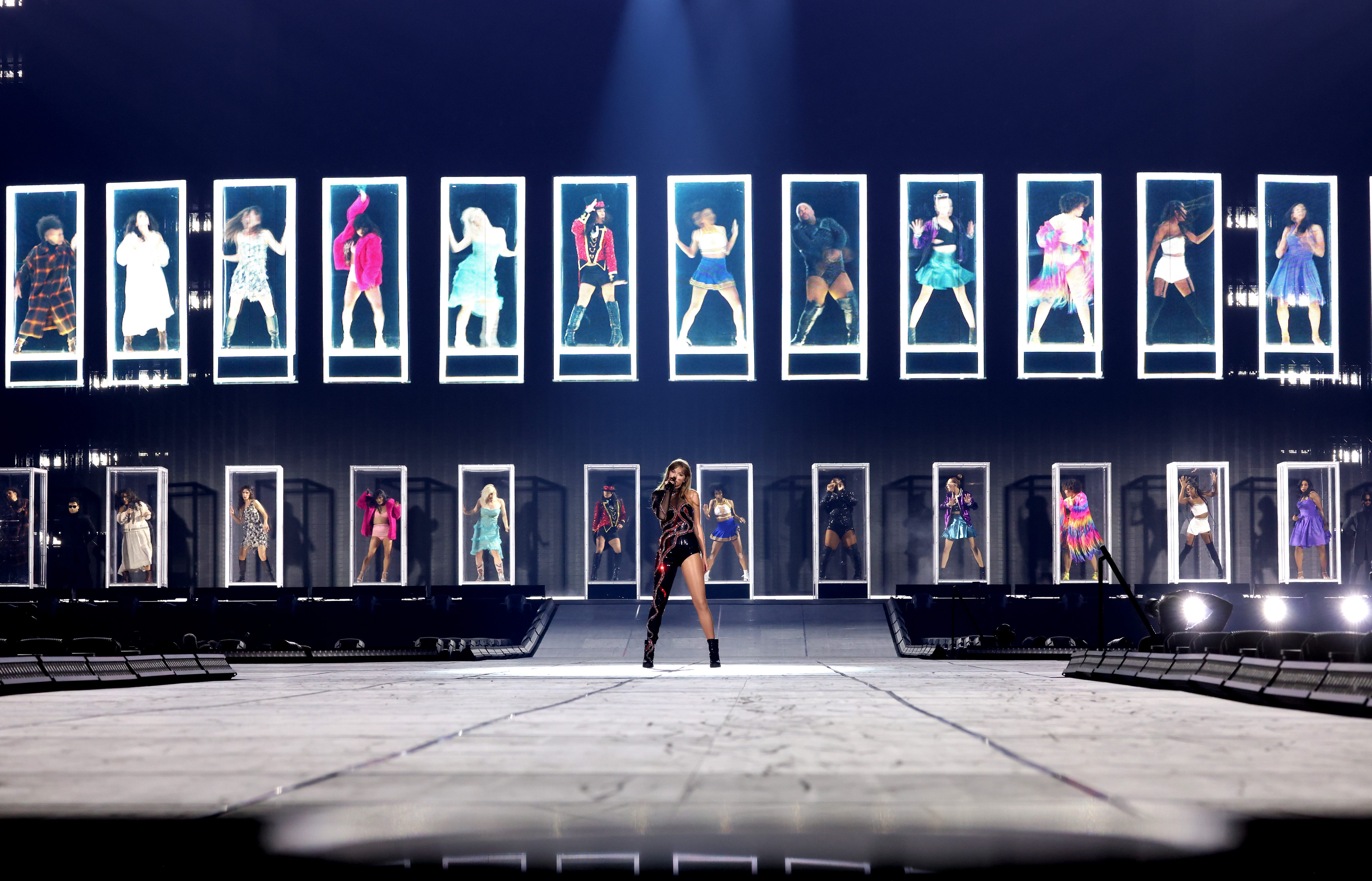 Taylor Swift performs "Look What You Made Me Do" at the Eras Tour.