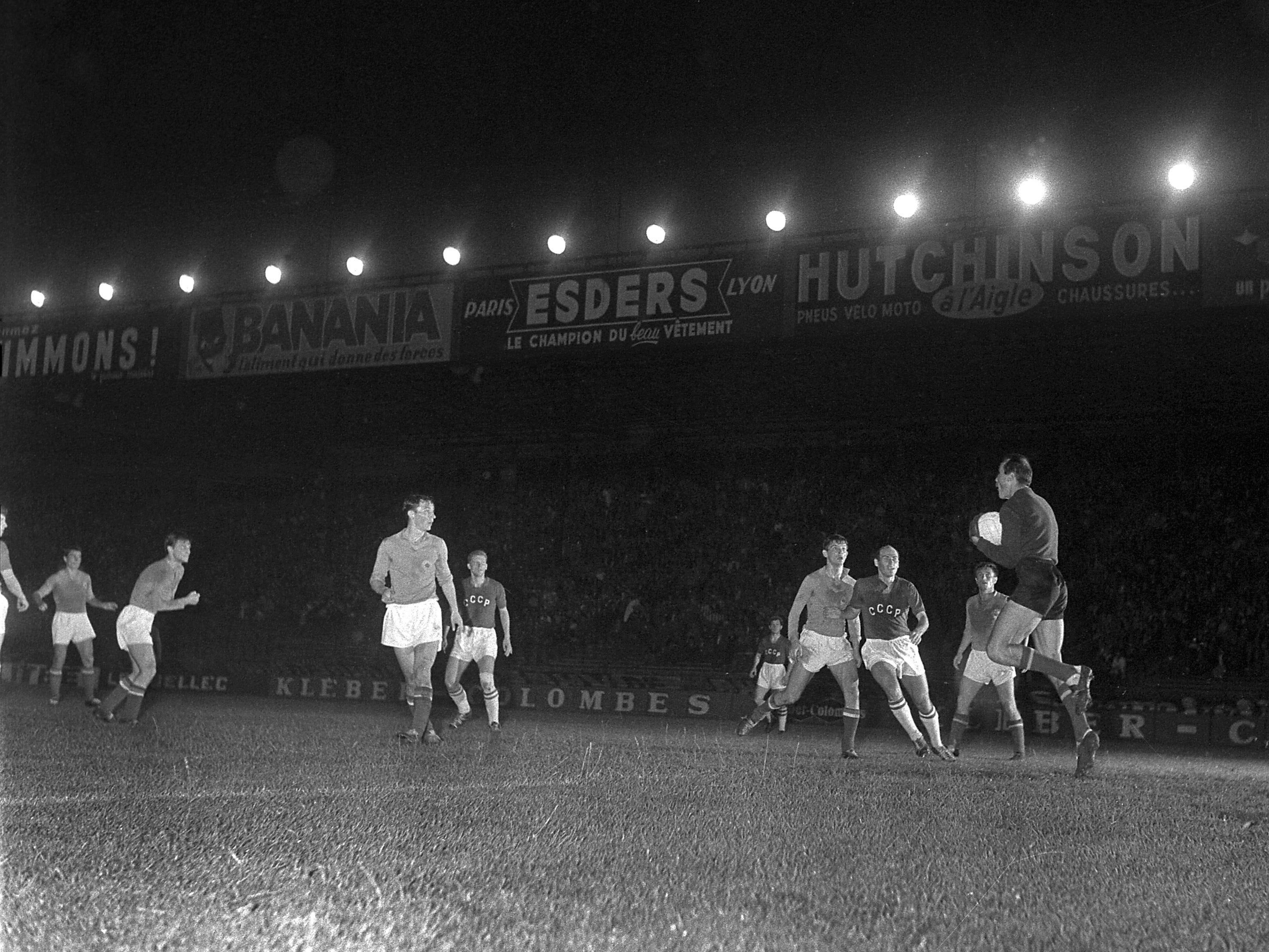 The Soviet Union played Yugoslavia in the 1960 final.
