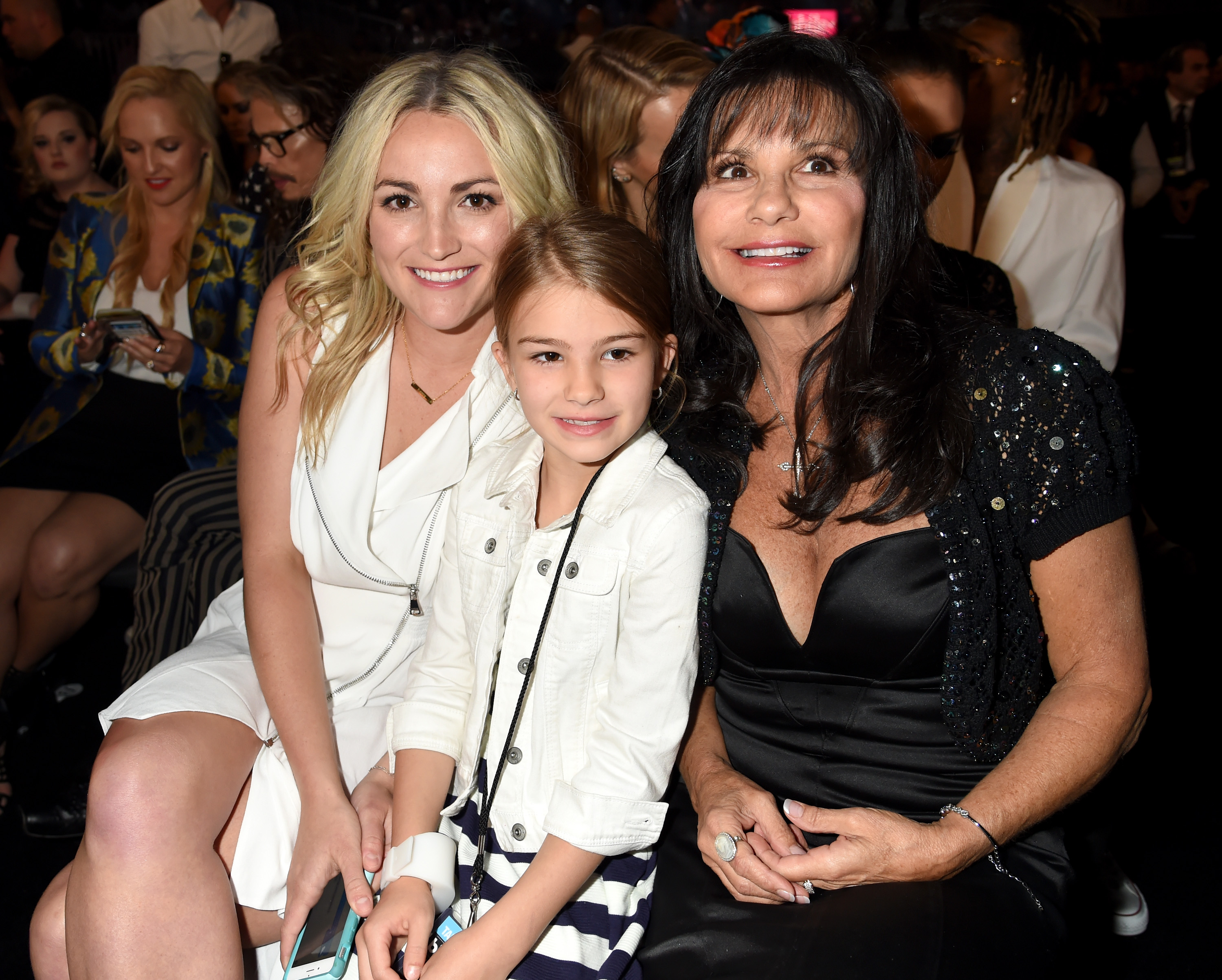 Jamie Lynn Spears, Maddie Briann Aldridge and Lynne Spears at the 2016 Billboard Music Awards