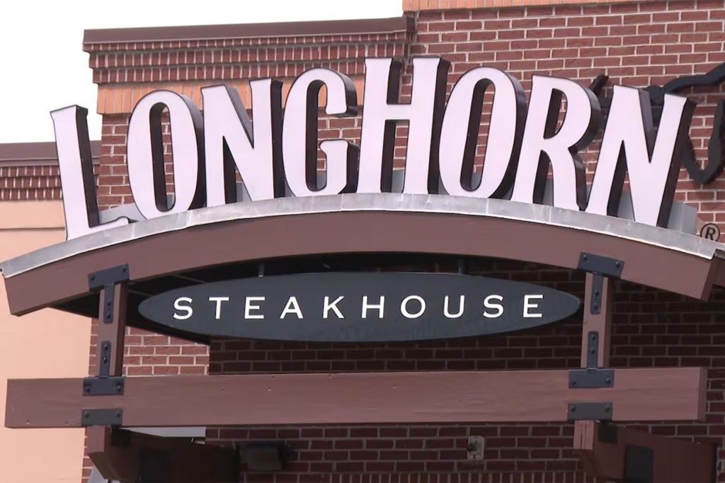 Police said that Sholar had his dog with him while dining at the steakhouse on July 23 and began feeding the pup off the table.