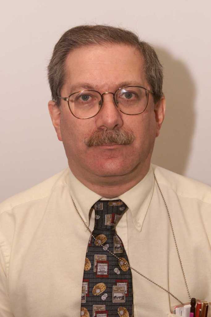 Photo of Myron Rushetzky.