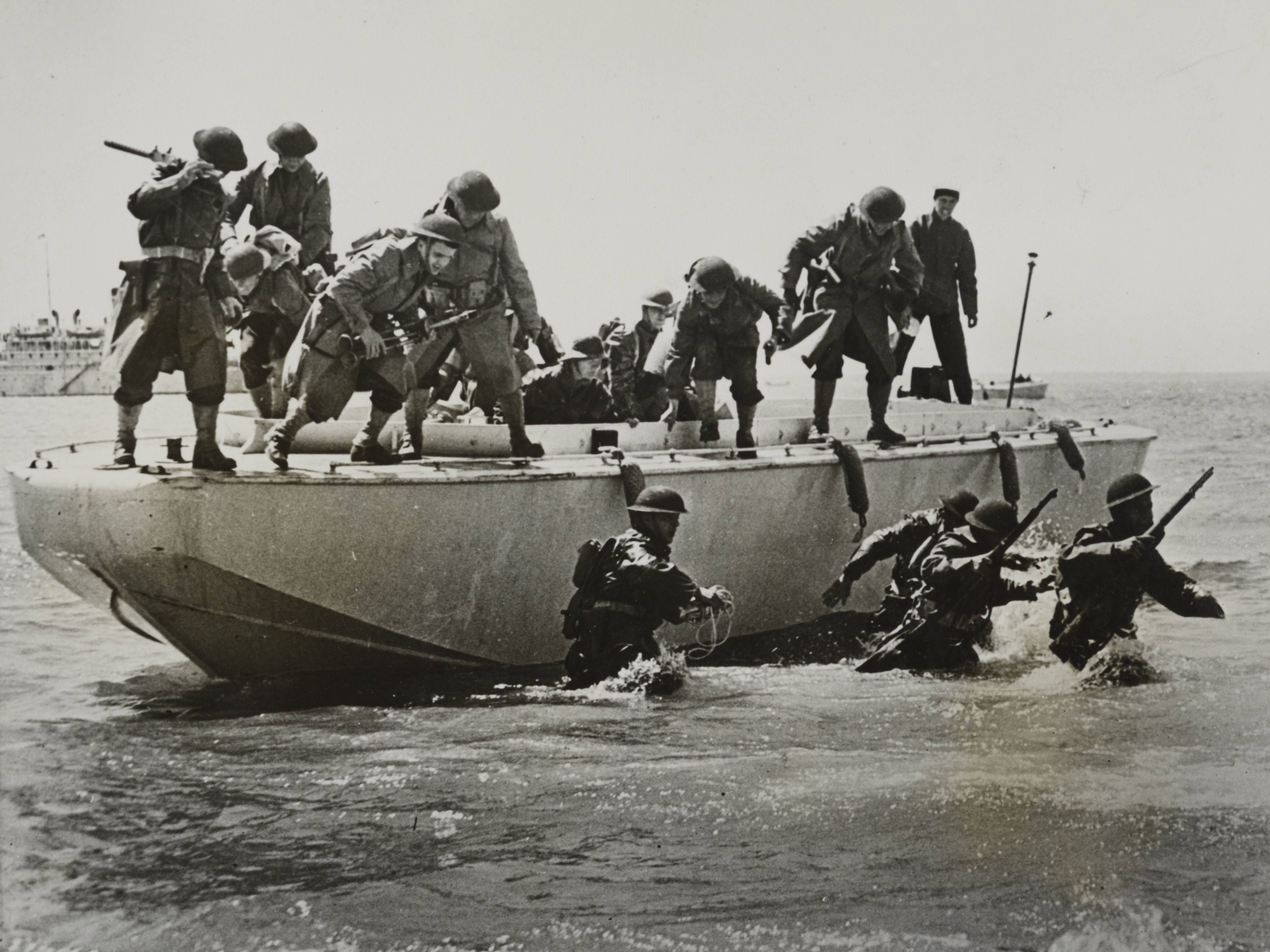 american soldiers training 1941