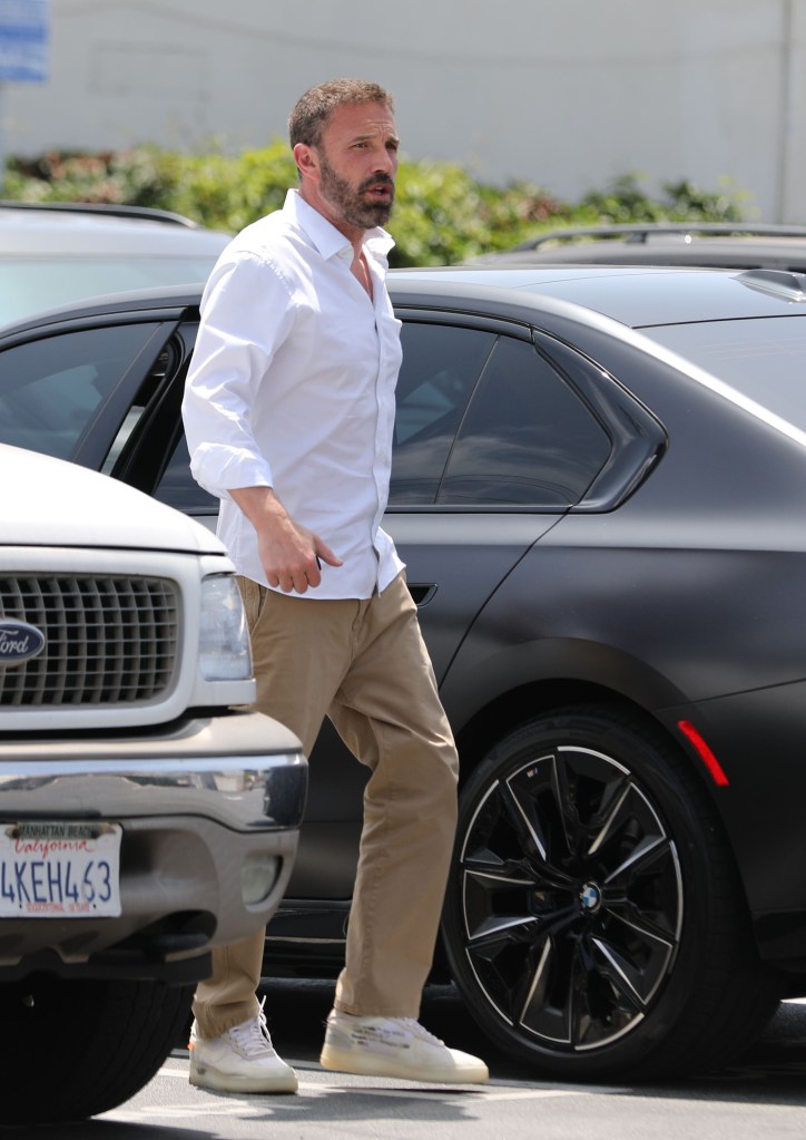 Ben Affleck with his kids.