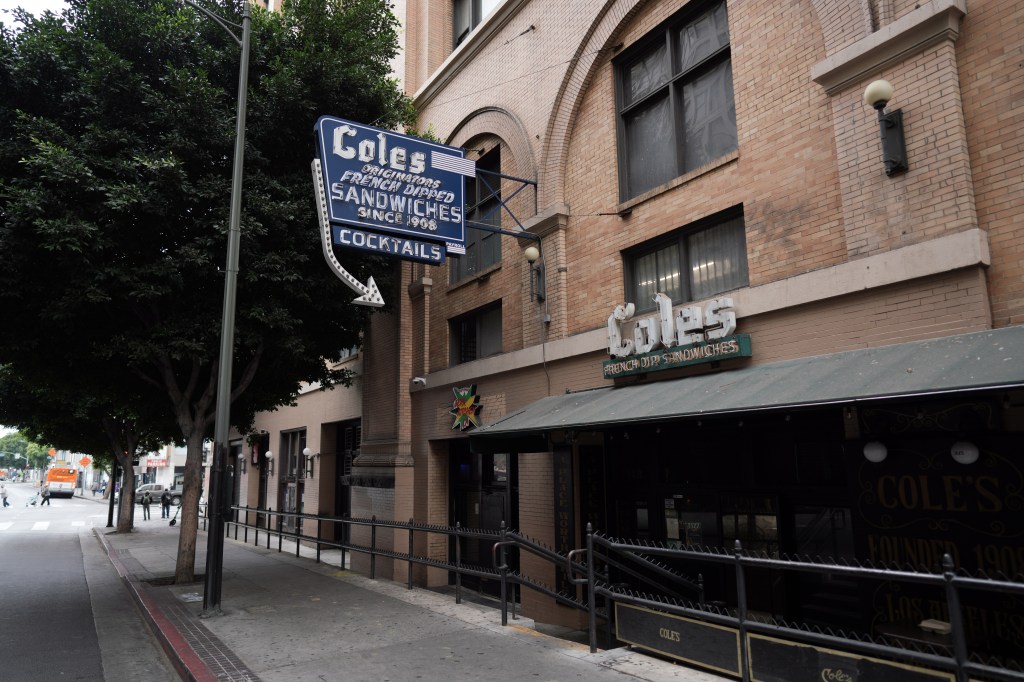 Cole's French Dip announced its closure in DTLA.