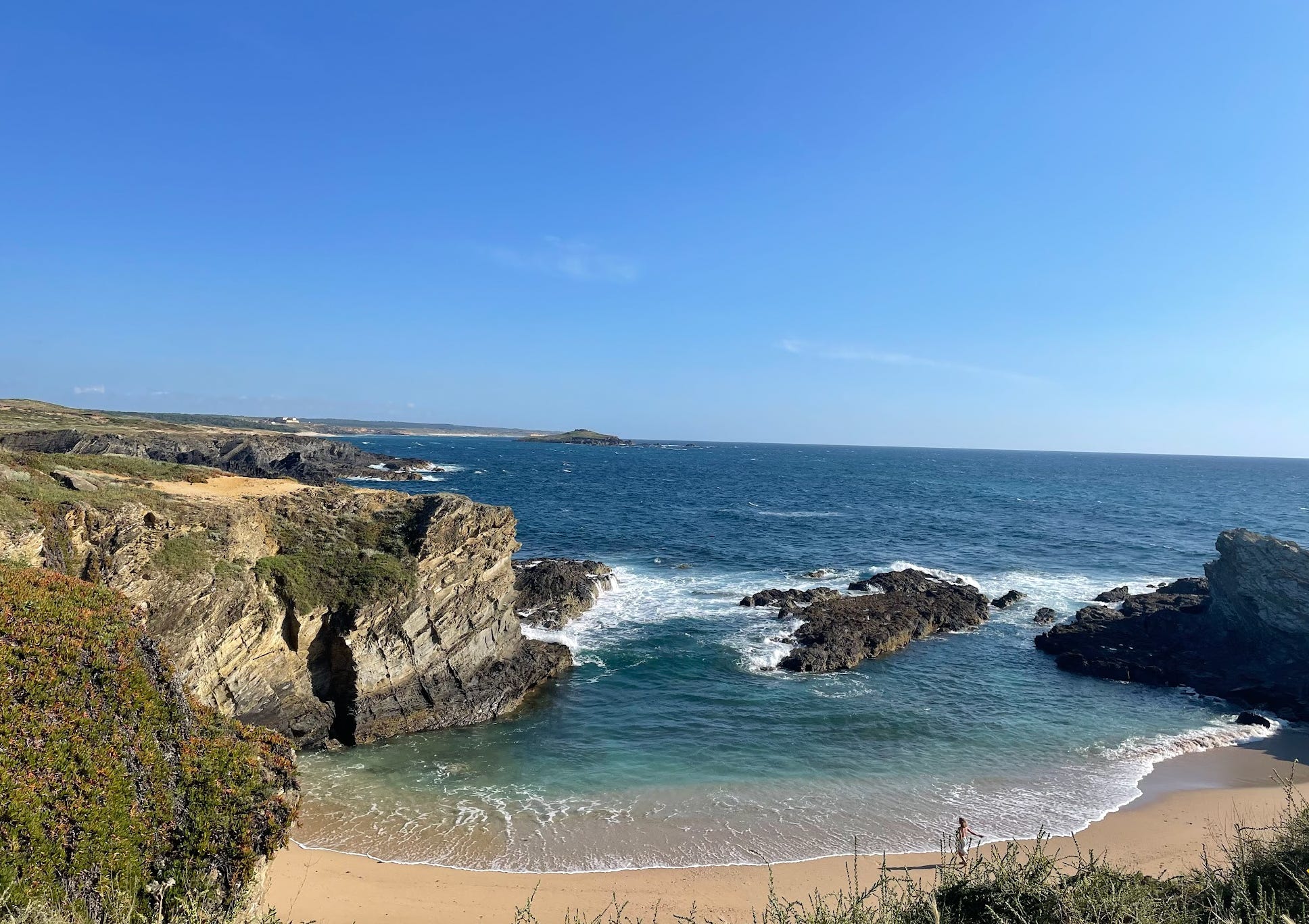 Buizinhos Beach in Porto Covo