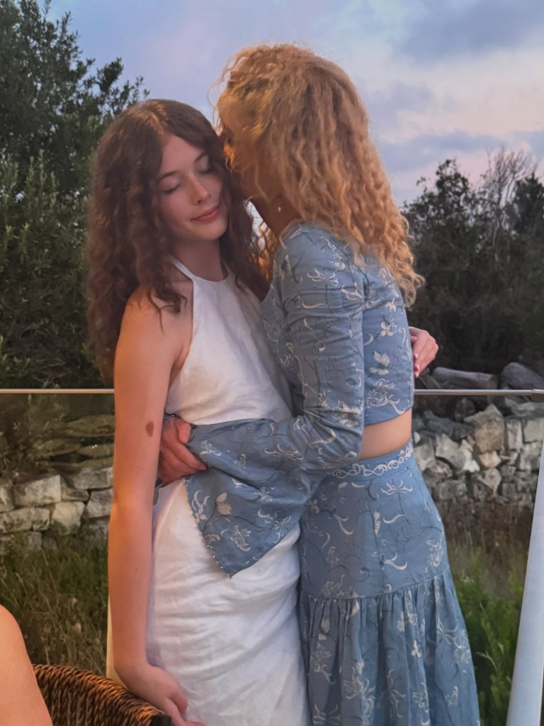 Nicole Kidman kisses daughter Faith on the cheek