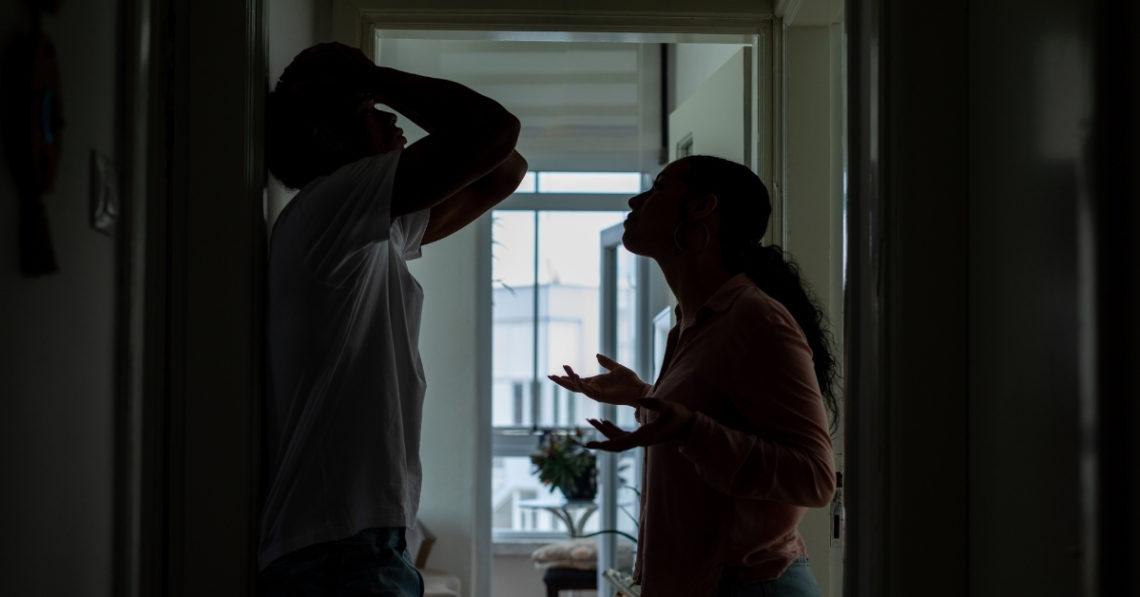 3 Signs You’re Dating a Performative Male—TikTok’s Latest Toxic Trend