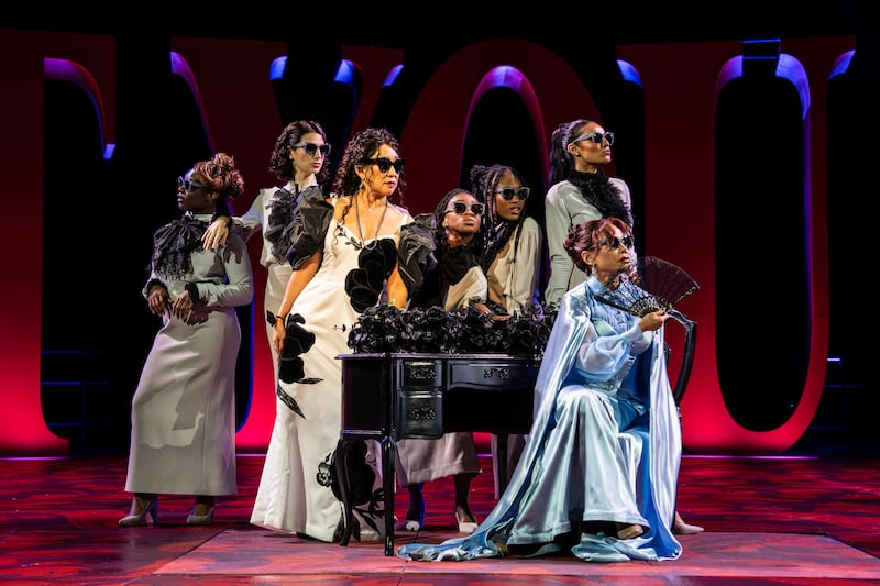 Sandra Oh and the cast of "Twelfth Night"
