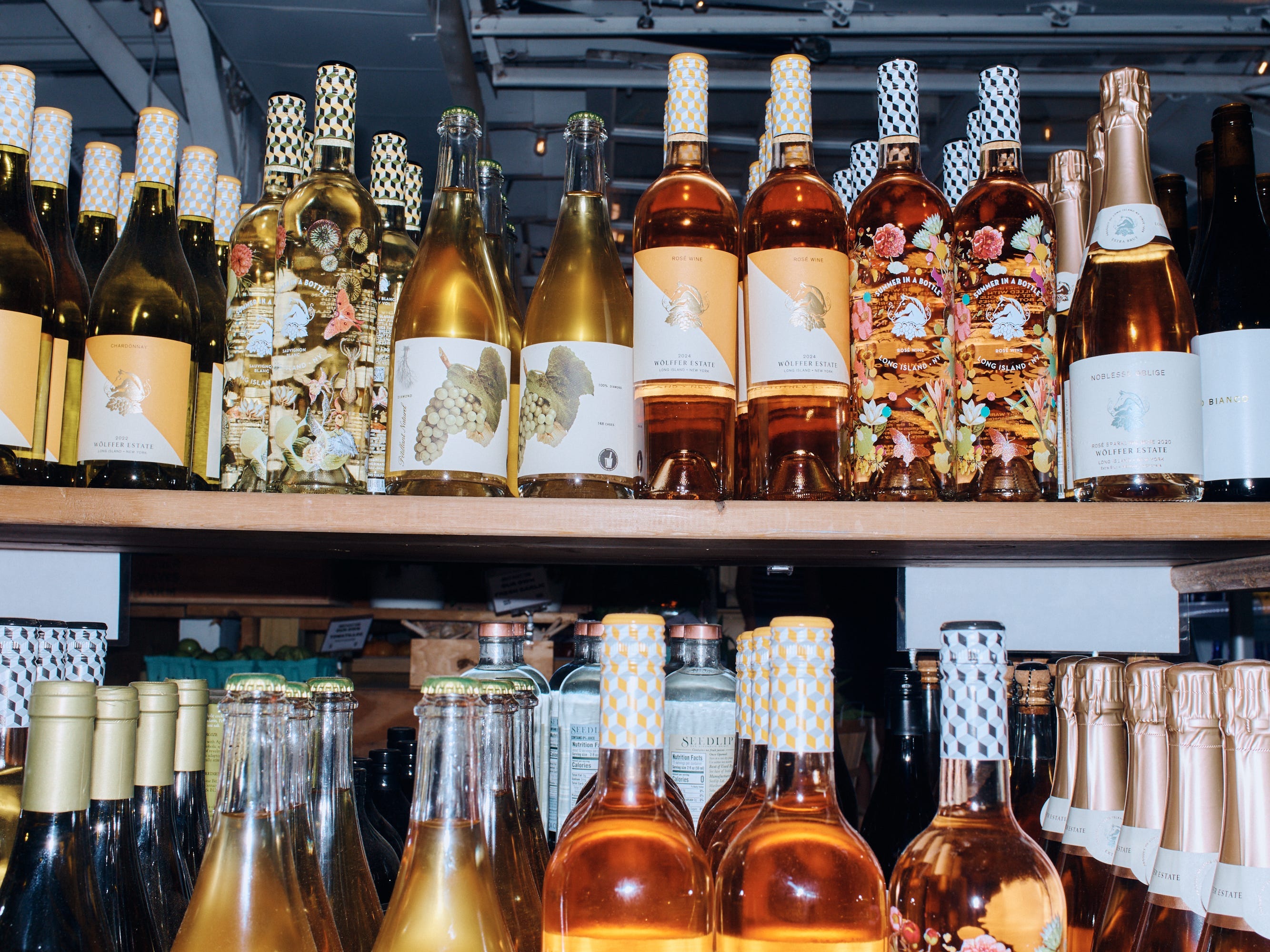 wine selection at amber waves