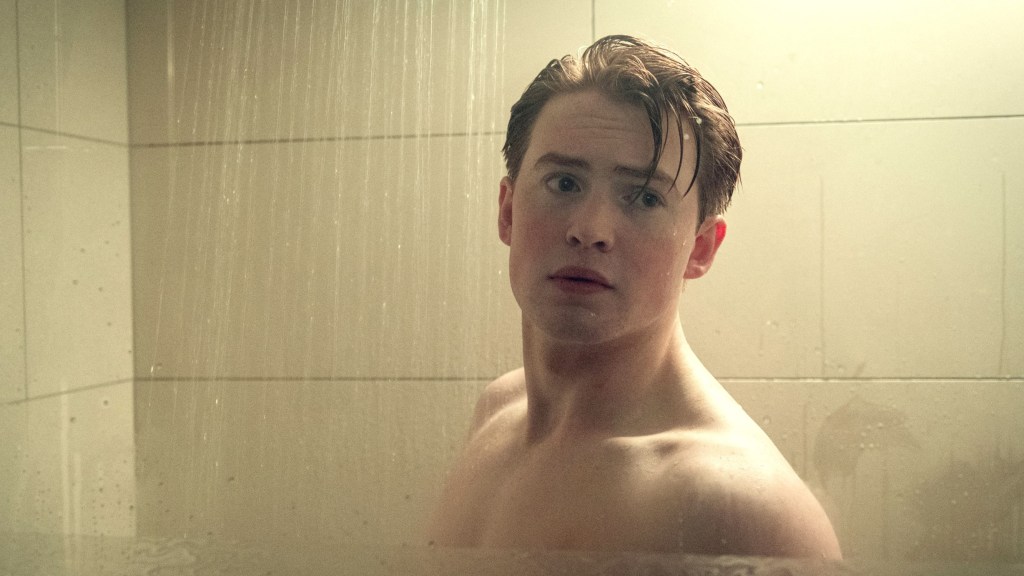 ‘Heartstopper’s Kit Connor Teases “Steamy Scene” In Movie Finale: “Throwing Myself On The Ground”