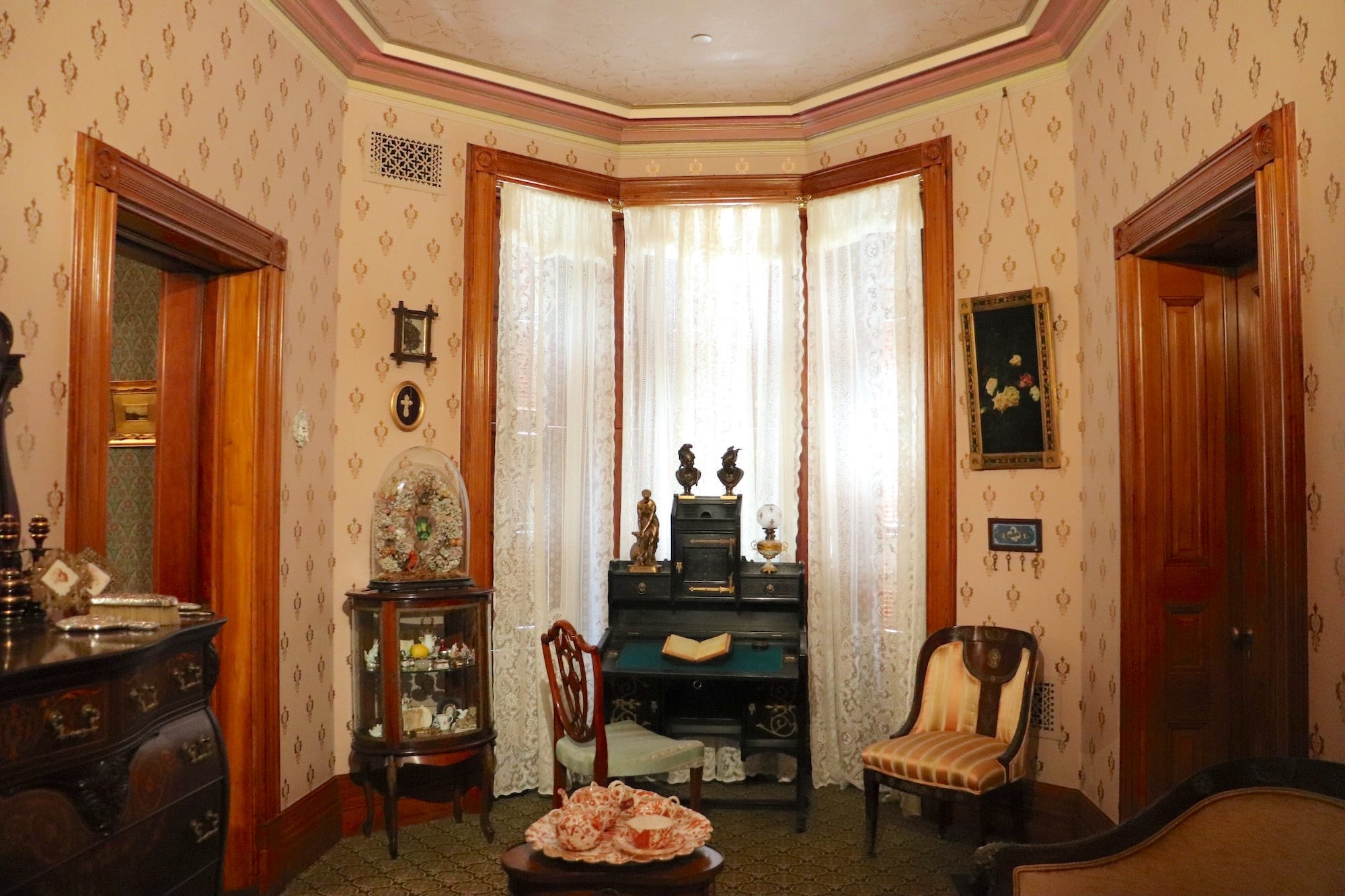 Jeannette Ballantine's boudoir at Ballantine House.
