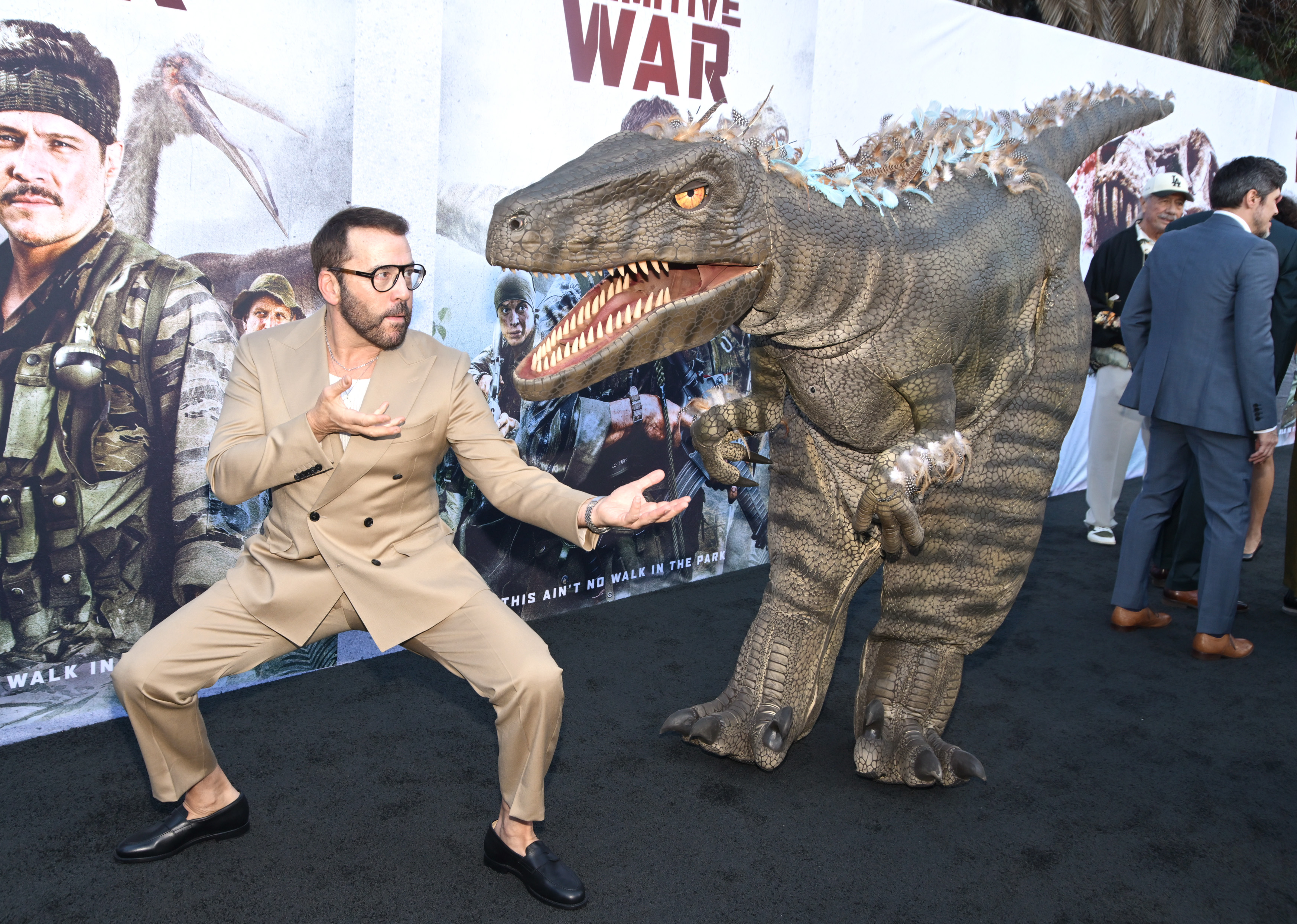 “Primitive War” star Jeremy Piven is ready to take on his dino co-star at the LA premiere of the movie.