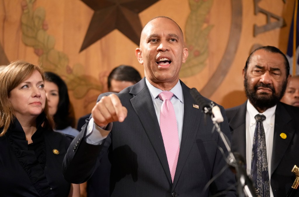 Hakeem Jeffries speaking at a press conference against Texas redistricting.