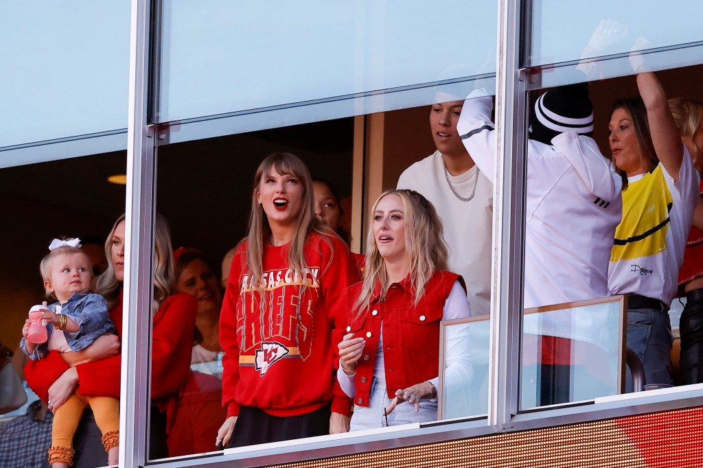 Taylor Swift cheering on the Kansas City Chiefs alongside Brittany Mahomes.