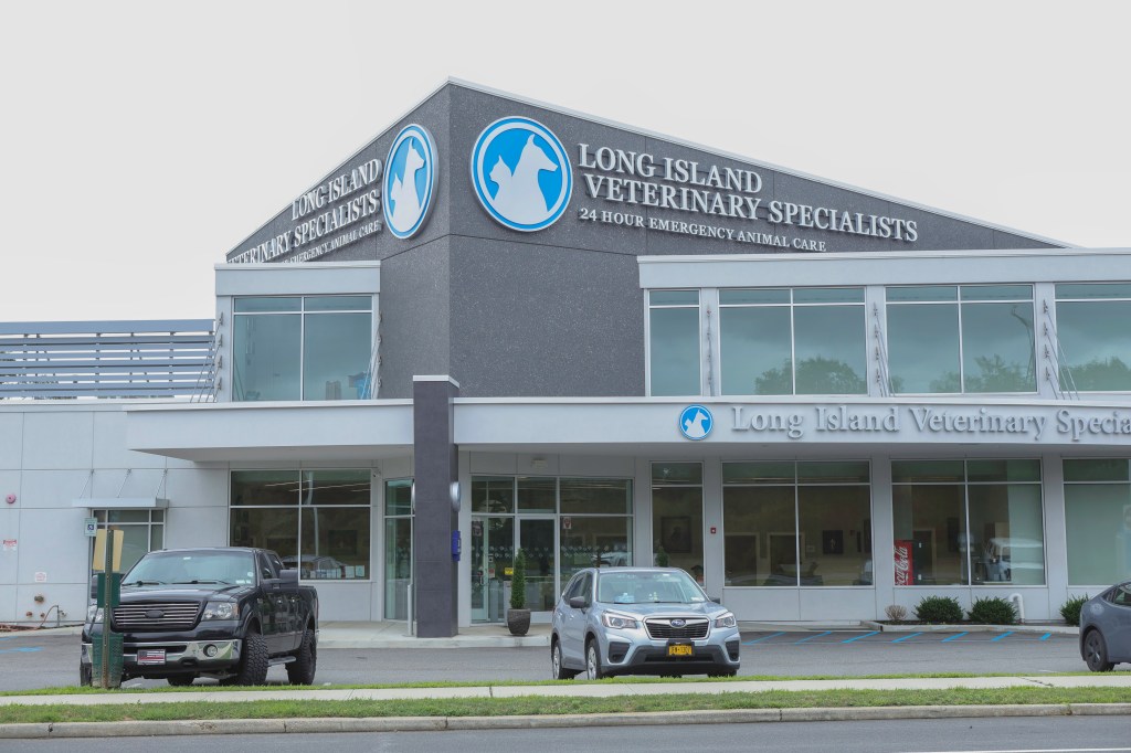 Long Island Veterinary Specialists building.