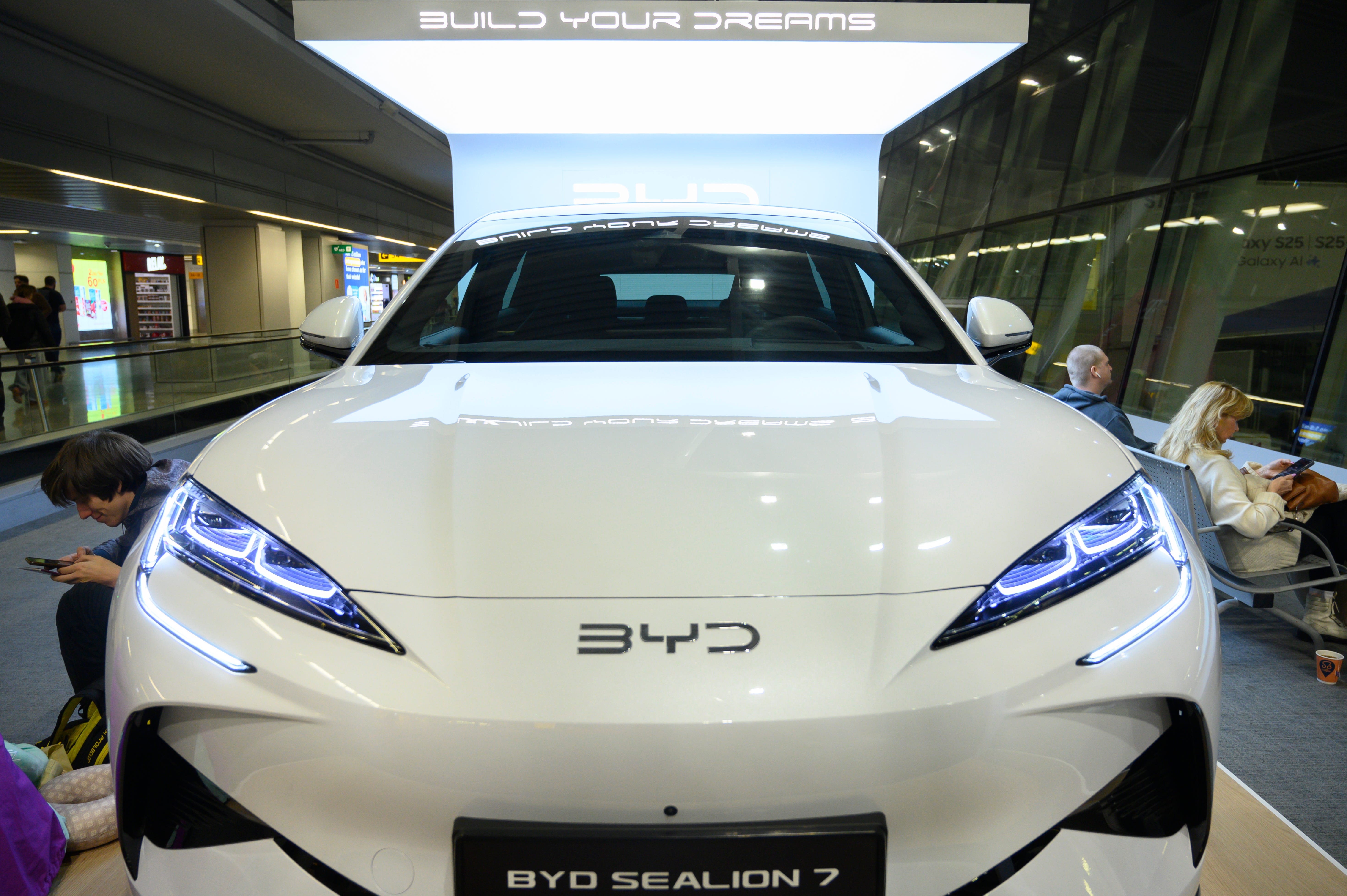 BYD Sealion 7