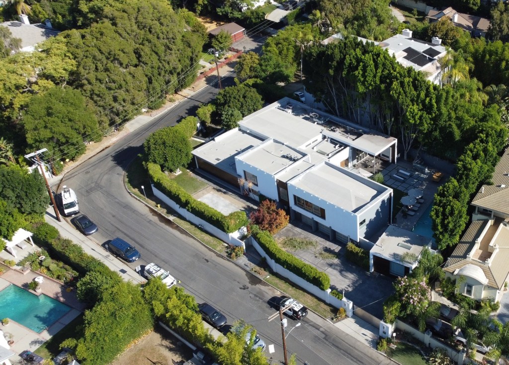 Kaye, a supervisor for American idol and her husband were gunned down in a likely double homicide inside their $4.5 million Los Angeles home.
