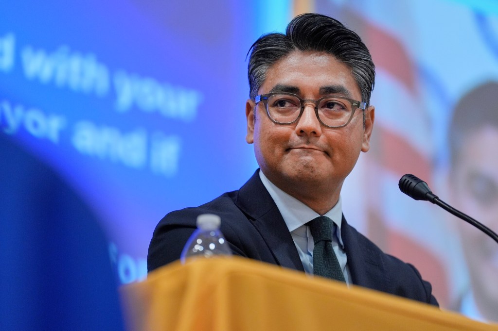 Cincinnati Mayor Aftab Pureval speaks at a NAACP event on April 15, 2025.