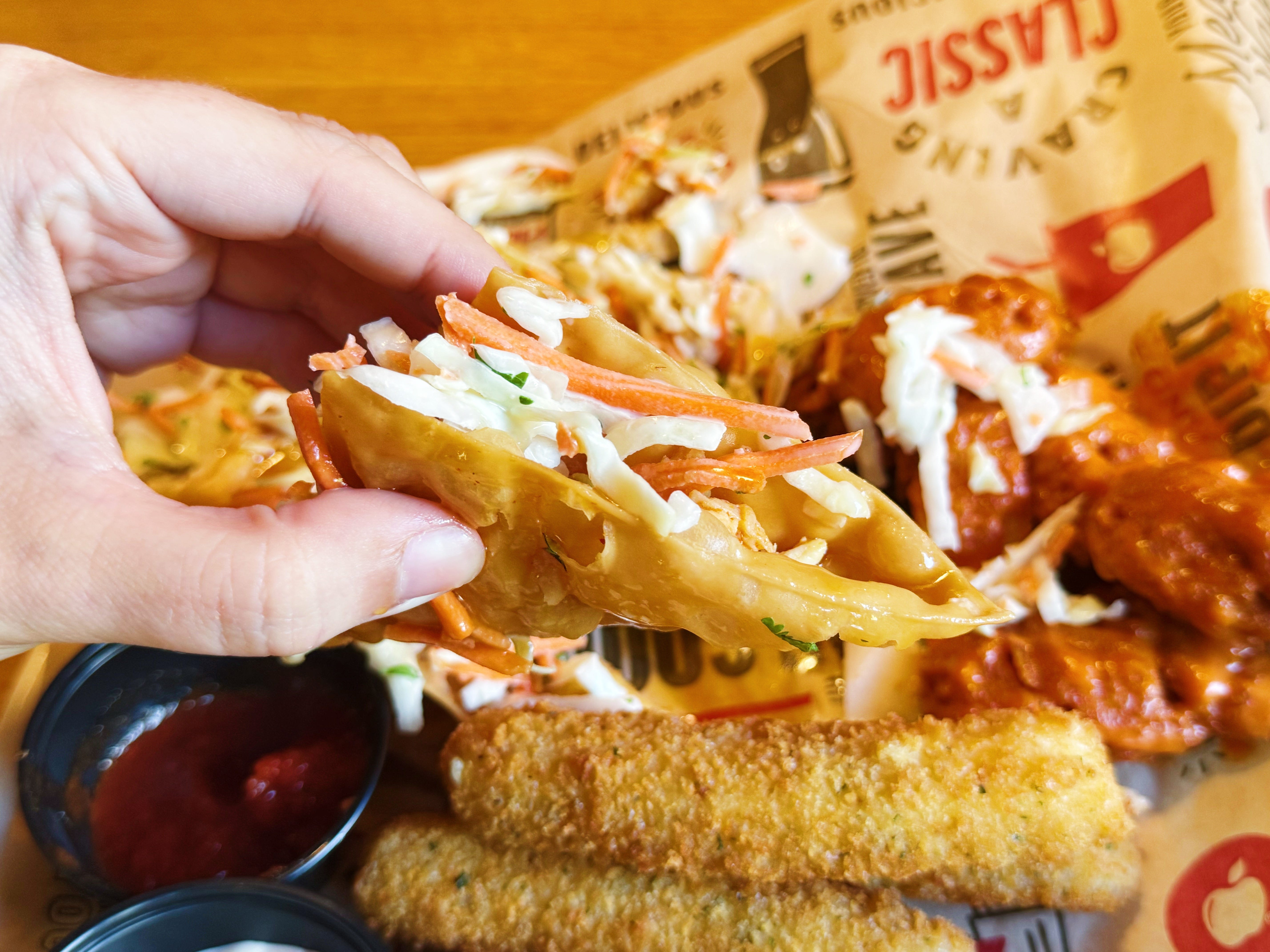 applebees ultimate trio chicken wonton tacos
