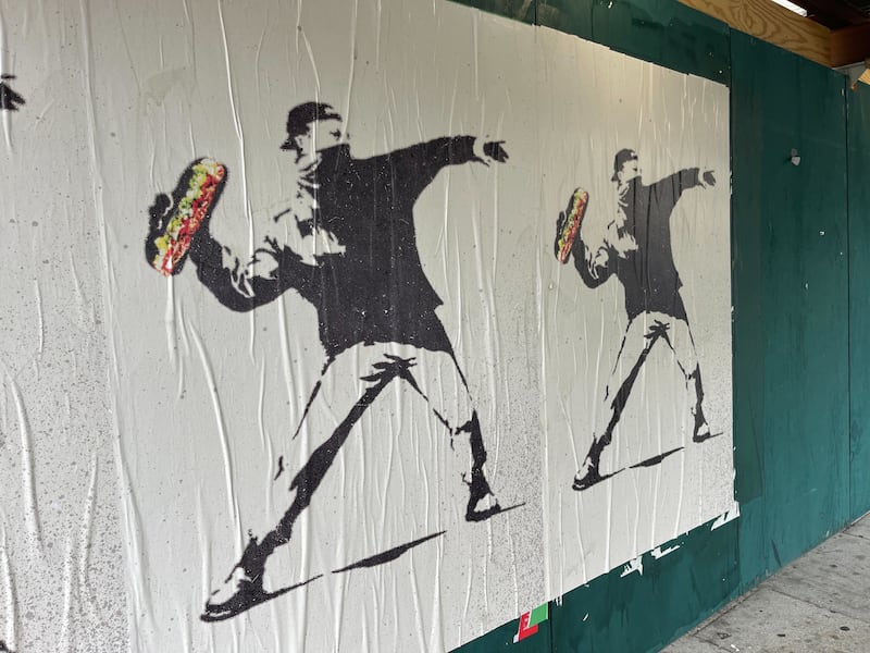 Sandwich mural.